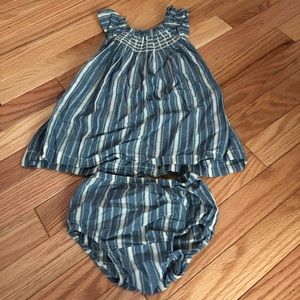 Baby gap linen dress with  matching bloomers.